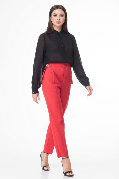 Демисезонные красные брюки зауженные с складками и карманами DNM 028 красный - фото 1