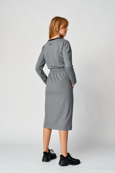 Платье спортивное женское трикотаж с кулисой и нашивками Almirastyle 101 серый - фото 4