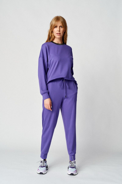 Фиолетовый спортивный костюм из трикотажа: бомбер и брюки Almirastyle 102 фиолет - фото 1