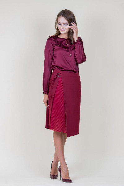 Юбка из вискозы с плиссе и поясом с металлической застежкой S. Veles 1-161 бордовый - фото 2