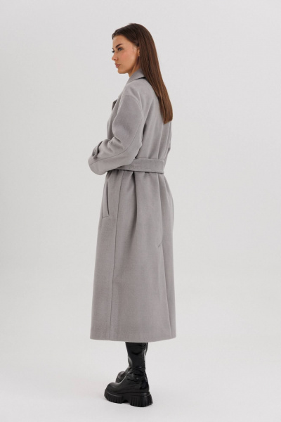 Пальто на запах с расширенным воротником и рукавом у оката Fantazia Mod 4645 серый - фото 5