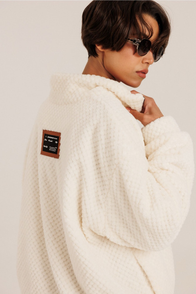 Демисезонный белый жакет из искусственной ткани с воротником-стойкой DILIA 0772 кремовый - фото 2