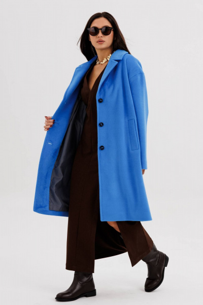 Голубое пальто рубашечного кроя с классическим воротником Fantazia Mod 4950 - фото 3
