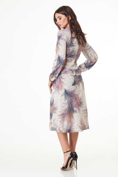 Платье полуприлегающего силуэта миди с рельефами и рюшами Anelli 1008 бежевый_фон - фото 2