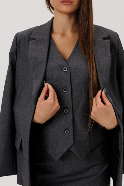 Жилет из текстиля с центральной застежкой, деловой стиль DNM 034 серый - фото 6