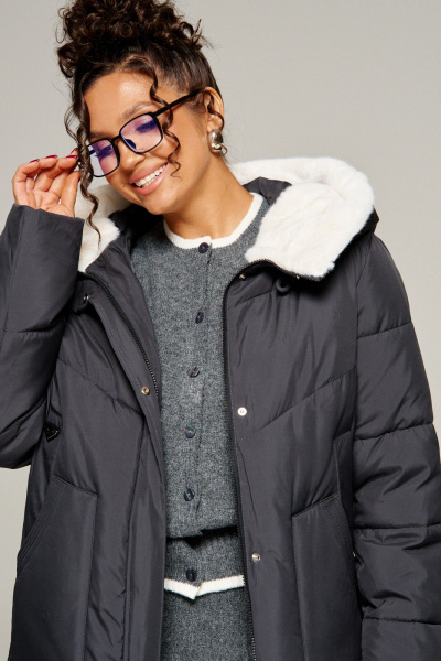 Пальто Beautiful&Free 8021 черный - фото 9