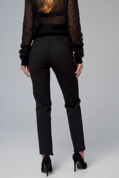 Женские брюки зауженные с контрастными кокетками на демисезон IUKONA Б612 черный - фото 3