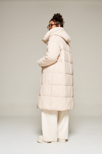 Пальто Beautiful&Free 8016 молочный - фото 9