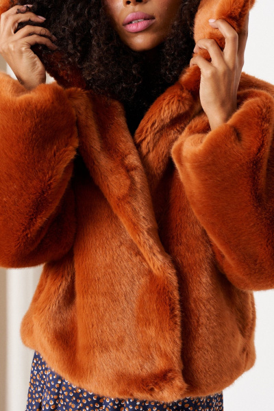 Полупальто женское из искусственного меха C of PAPAYA NEW 1743 рыжий C. of PAPAYA NEW 1743 рыжий - фото 6