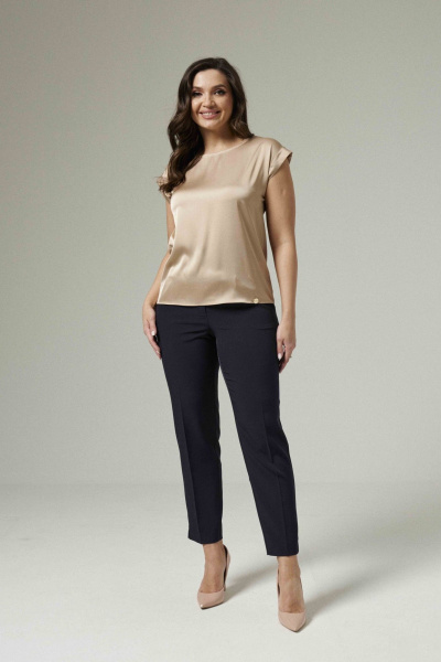 Бежевая офисная блузка из полиэстера и эластана Панда ПА-459340 бежевый - фото 2