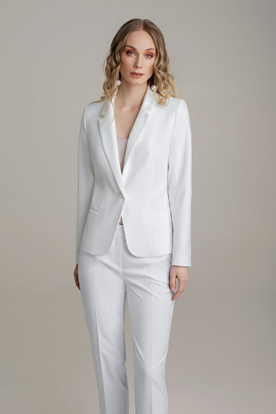 Белый жакет с вытачками и прорезными карманами MARIKA 413/1 белый - фото 2