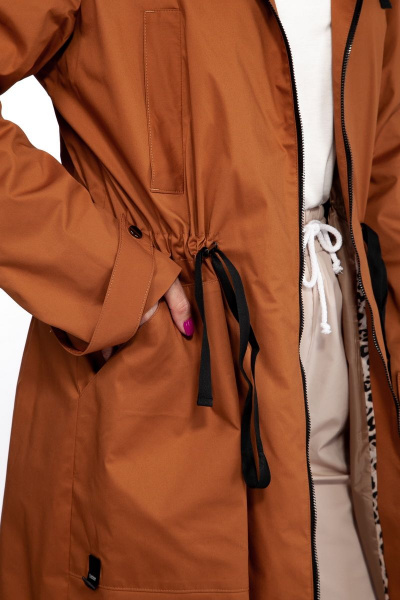 Плащ коричневый oversize с капюшоном и карманами Anna Majewska 1482 миндаль - фото 4