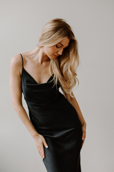 Платье AEQU 170003-black - фото 11