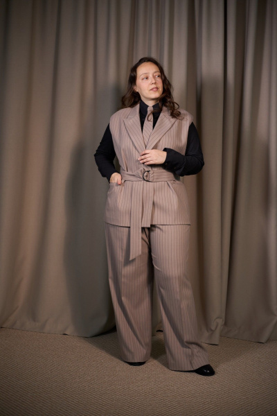 Брюки, жилет, галстук ALIN 6005.1 тёмный_беж_в_полоску - фото 1