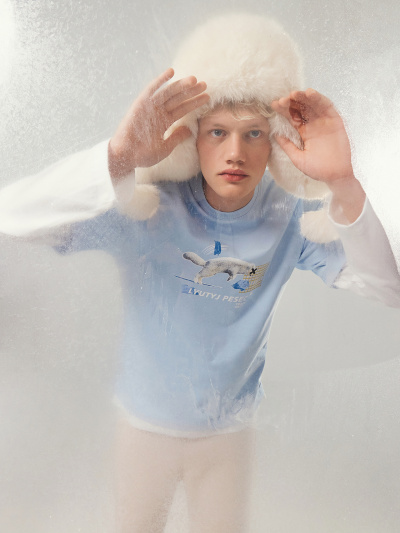 Футболка Mark Formelle 111900/24-3973П-0 воздушный_голубой_печать_2_сл_на_пол_Д - фото 5