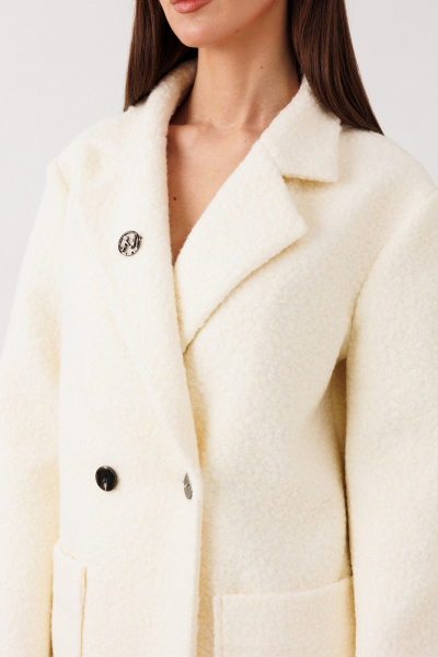 Пальто V&N Fashion 1116 молочный - фото 5