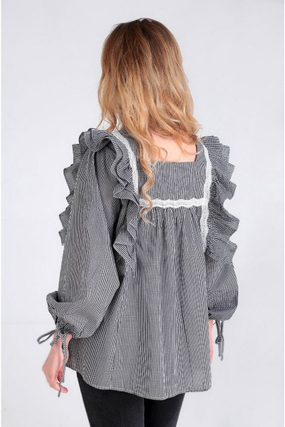 Блуза свободного силуэта с рукавами-клеш и принтом Таир-Гранд 62390 черно-белый - фото 3