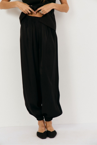 Брюки THE NAME 2508 черный - фото 4