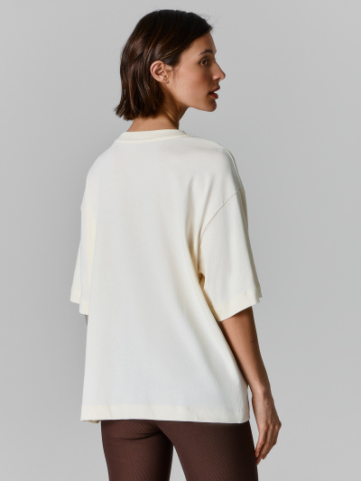 Футболка Mark Formelle 302969/25-40682П-2 молочный_печать_1_сл_на_пол - фото 3