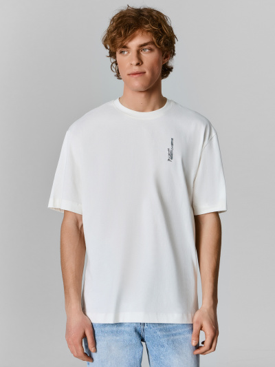 Футболка Mark Formelle 111858/25-5604П-0 св.молочный_печать3_1_сл_на_пол_2_сл_на_спинке - фото 1