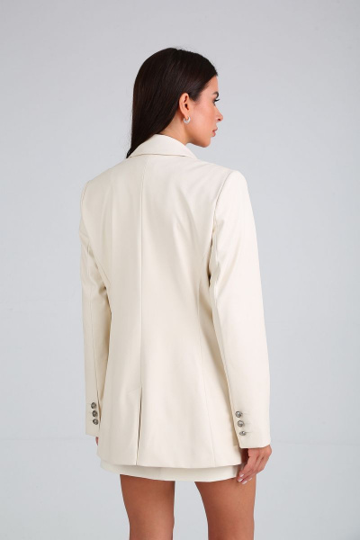 Жакет на подкладке бежевый и белый из текстиля с прорезными карманами Диомант 1687 молочный - фото 2