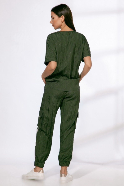 Демисезонные спортивные брюки с карманами и майка Angelina & Сo 571 зеленый - фото 2