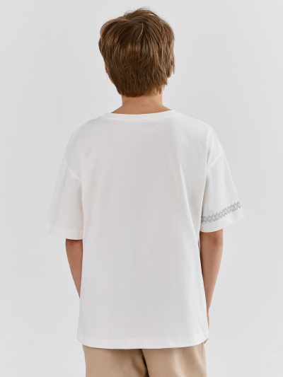 Футболка Mark Formelle 113384/25-42284ПП-0 св.молочный_печать4_1_сл_на_пол_1сл_на_пол_1сл_на_ - фото 2