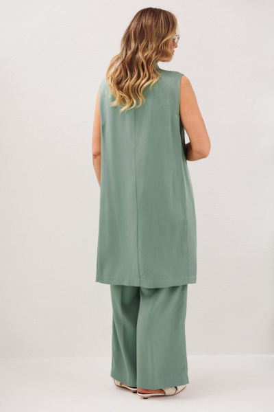 Зеленый укороченный костюм с жилетом и брюками Fantazia Mod 4787 - фото 6