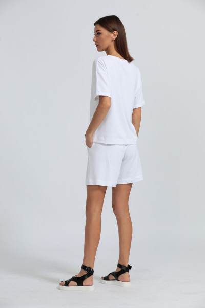 Женские оверсайз шорты с удлиненной моделью из футера Kivviwear 4027 белый - фото 8