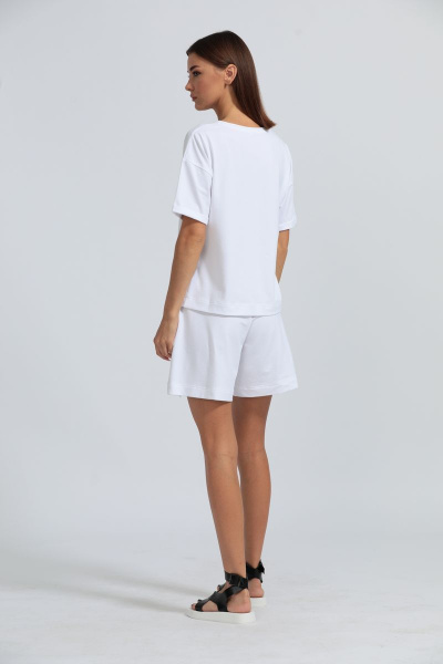 Женские оверсайз шорты с удлиненной моделью из футера Kivviwear 4027 белый - фото 7