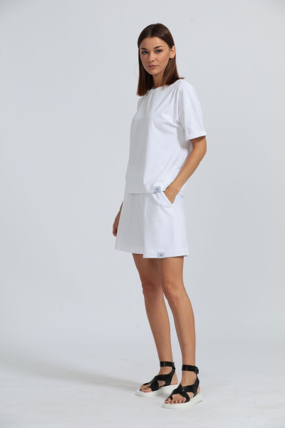 Женские оверсайз шорты с удлиненной моделью из футера Kivviwear 4027 белый - фото 2