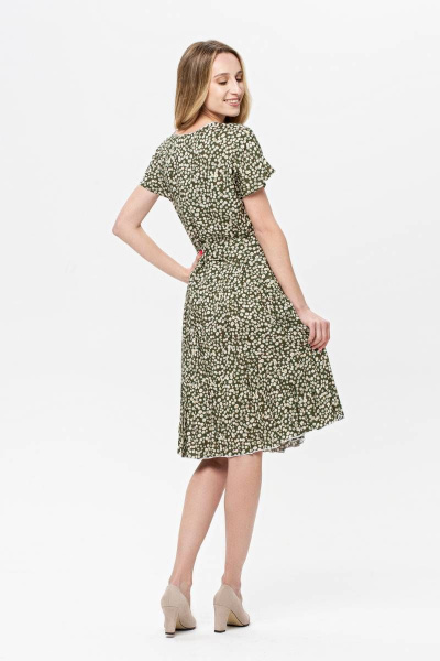 Платье летнее свободное из вискозы с поясом BirizModa 21С0017 зеленый - фото 2