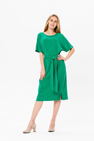 Платье прямое из вискозы с поясом и округлым вырезом BirizModa 21С0021 зеленый - фото 1