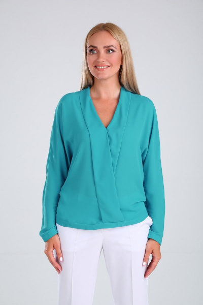 Демисезонная блузка с шальковым воротником и швом по центру SandyNa 13863 голубой - фото 1
