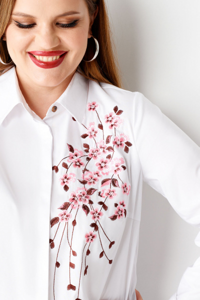 Блузка женская с дизайнерской вышивкой в стиле casual Панда 56646z белый - фото 2