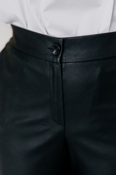 Брюки из эко кожи зауженный фасон с поясом ASV 2435 черный - фото 3