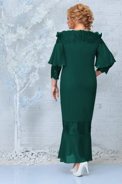 Шифоновое платье с гипюровой отделкой и воланами Ninele 5851 изумруд - фото 2