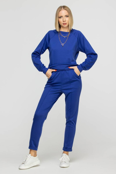 Костюм с брюками и свитшотом из трикотажа на укороченной посадке Domna 16073 синий(170) - фото 10