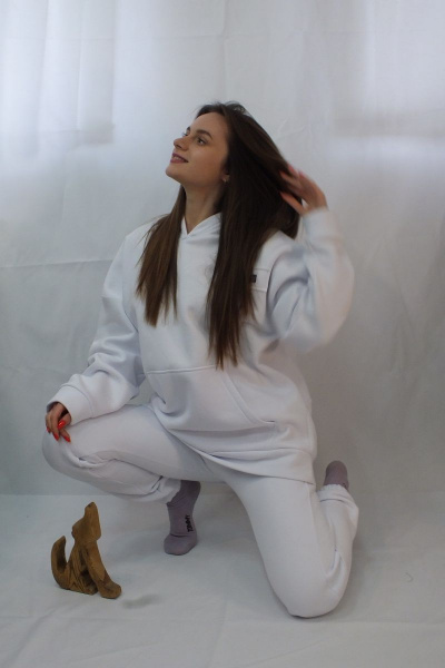 Худи спортивное с воротником-стойкой демисезонное Lady Smile 801 белый - фото 3