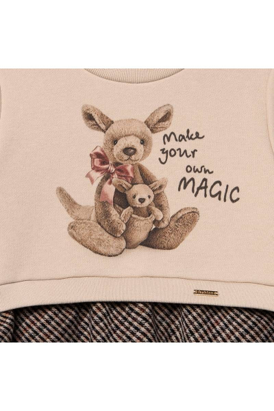 Платье комфортного силуэта из трикотажа с принтом и изображением Bell Bimbo 212014 бежевый - фото 3