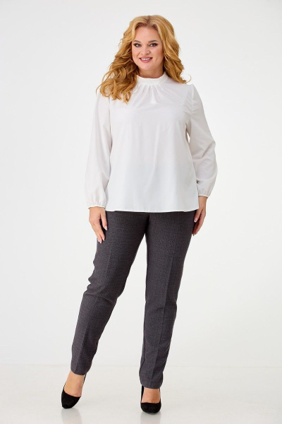 Блуза белая с воротником-стойкой и сборками из вискозы Anelli 1085 белый - фото 7