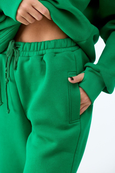 Зеленый спортивный костюм из хлопка с капюшоном и карманами Anelli 976 зеленый - фото 10
