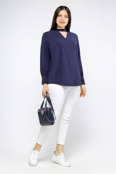 Блузка классическая с фигурной линией низа и стойкой La rouge 61281 темно-синий - фото 2