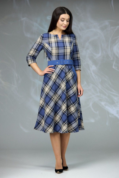Платье отрезное по линии талии с карманами и поясом Angelina & Сompany 614/2 синяя_клетка - фото 1