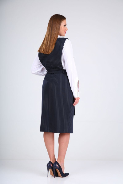 Сарафан приталенный с V-вырезом и карманами из текстиля MALI 421-098 синий - фото 8