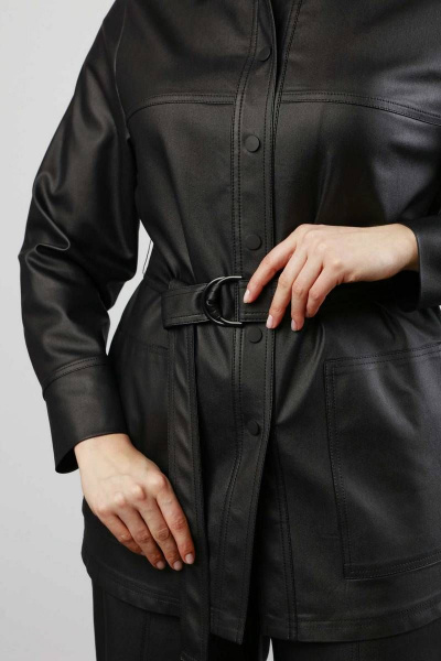 Демисезонная блуза из экокожи с накладными карманами Femme & Devur 70739 1.3BF(170) - фото 5