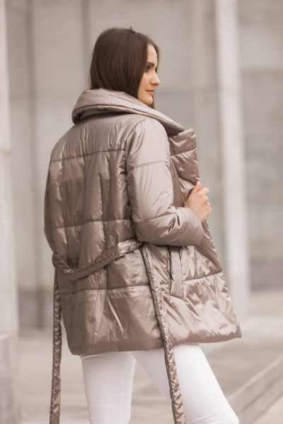 Бежевая стёганая куртка жакет из плащёвой ткани Winkler’s World 663к атмосфера - фото 2