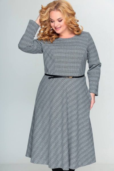 Деловое платье из трикотажа с вытачками и карманами Swallow 412 серебряный_иней - фото 3