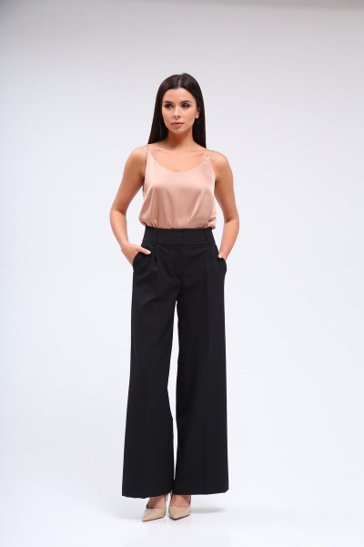 На каждый день и нарядная блузка из вискозы и шелка Lady Line 500 капучино - фото 1