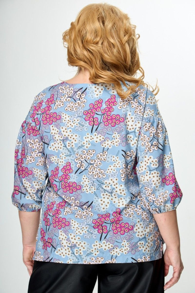 Блуза приталенная с воротом и асимметричным низом Anelli 831 голубой+ягоды - фото 6